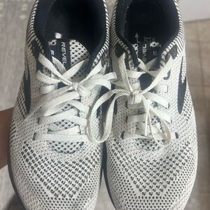 Brooks White and Black Sneakers
